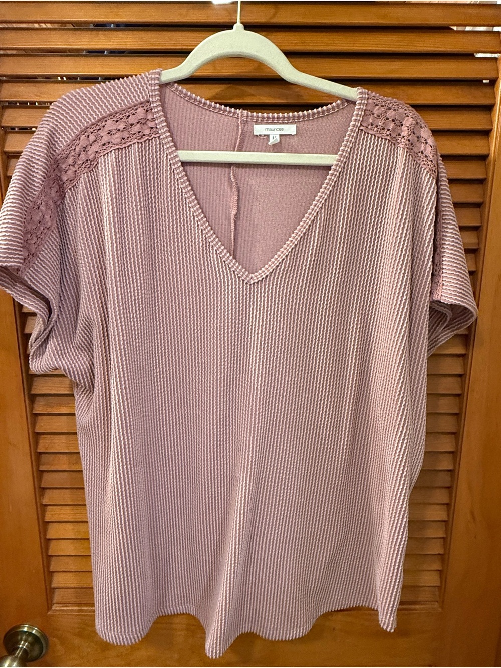 Maurices Dusty Rose V-Neck Short Sleeve Knit Top with Lace Yoke
